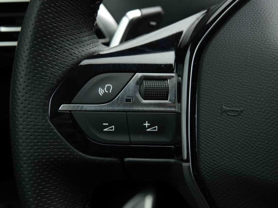 Peugeot 3008 1.2T 130 EAT8 GT Bleu