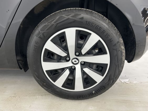 Renault Clio TCe 90 Equilibre noir