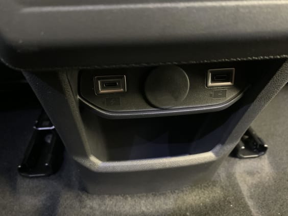 Peugeot 3008 Hybrid 145 e-DCS6 Allure Gris Titane