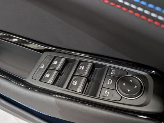 Renault Rafale Rafale hyper hybrid E-Tech 300 ch 4x4 esprit Alpine Noir Etoilé