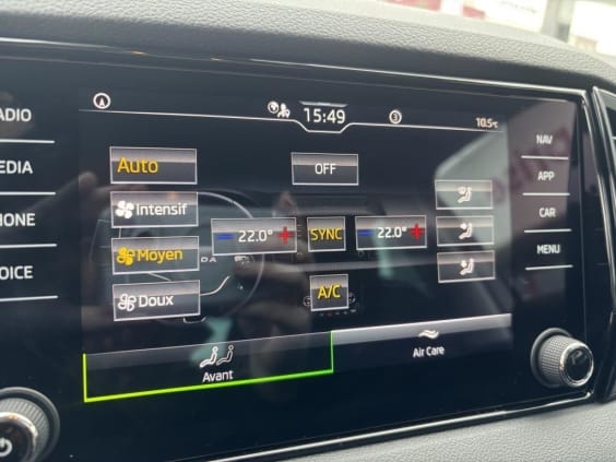 Skoda Karoq Karoq 2.0 TDI 150 ch SCR DSG7 Selection Noir