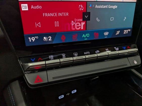 Renault Rafale Rafale hyper hybrid E-Tech 300 ch 4x4 esprit Alpine Noir Etoilé