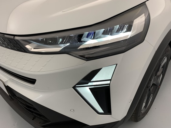 Renault CAPTUR E-Tech full hybrid 160 ch Techno Blanc Nacré / Toit Noir Étoilé