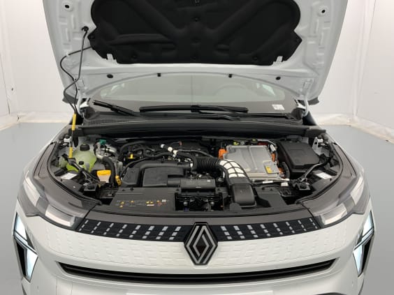 Renault CAPTUR E-Tech full hybrid 160 ch Techno Blanc Nacré / Toit Noir Étoilé