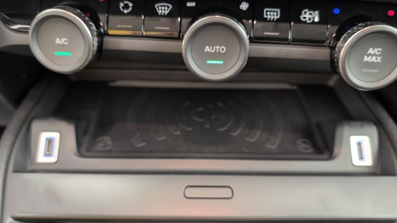 Citroën C4 Hybride 145 ch e-DCS6 Max Noir Perla Nera