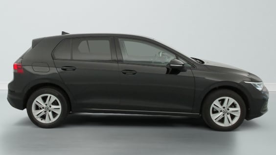 Volkswagen GOLF 8 1.0 TSI OPF 110 BVM6 LIFE Noir Intense