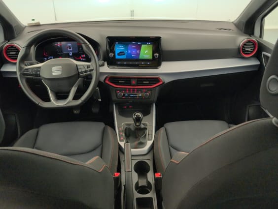 Seat Arona 1.0 TSI 95 CH START/STOP BVM5 FR Blanc Nevada / Toit Noir Minuit
