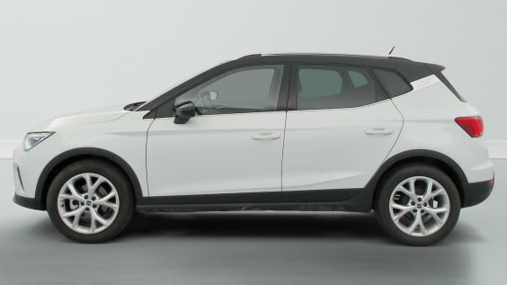 Seat Arona 1.0 TSI 95 CH START/STOP BVM5 FR Blanc Nevada / Toit Noir Minuit