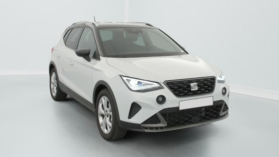 Seat Arona 1.0 TSI 95 CH START/STOP BVM5 FR Blanc Nevada / Toit Noir Minuit