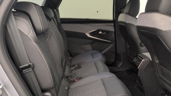 Peugeot 5008 HYBRID 145CH E-DCS6 GT Gris Artense / Toit Noir