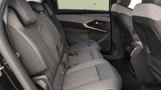 Peugeot 5008 HYBRID 145CH E-DCS6 GT Noir Perla Nera