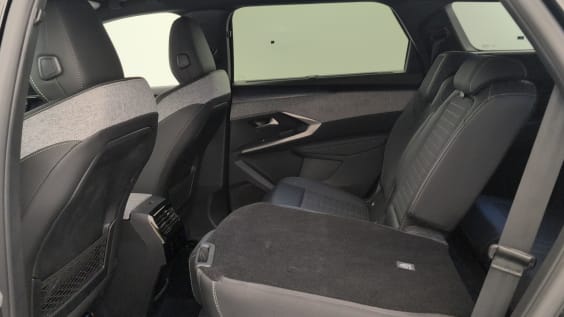 Peugeot 5008 HYBRID 145CH E-DCS6 GT Noir Perla Nera