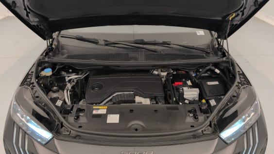 Peugeot 5008 HYBRID 145CH E-DCS6 GT Noir Perla Nera