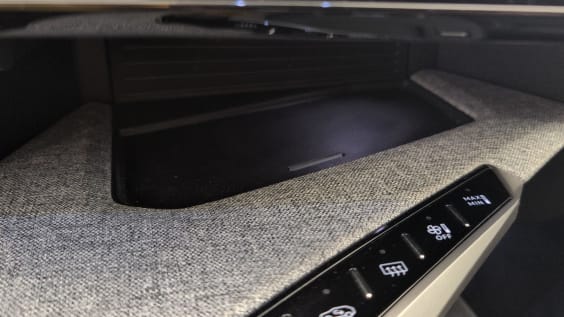 Peugeot 5008 HYBRID 145CH E-DCS6 GT Noir Perla Nera