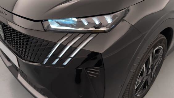 Peugeot 5008 HYBRID 145CH E-DCS6 GT Noir Perla Nera