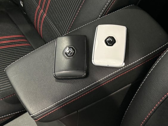 Renault CAPTUR 1.3 TCe mild hybrid 140ch RS Line Bleu