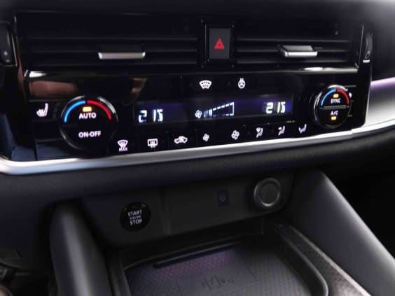 Nissan QASHQAI 158 N-CONNECTA Vert