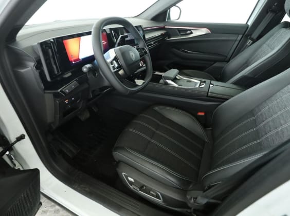 Renault Austral full hybrid E-Tech 200 ch Techno Blanc
