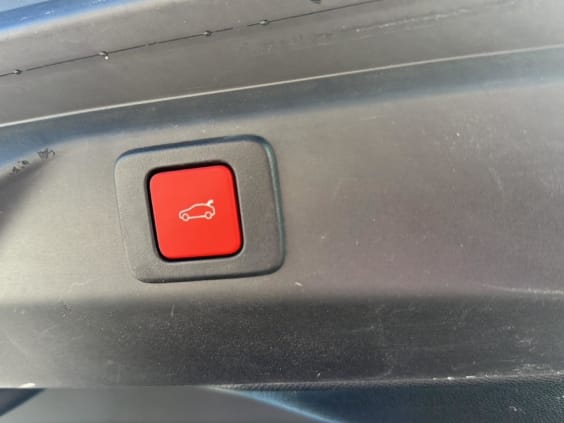 Peugeot 3008 1.2 hybrid 145 gt e-dcs6 Gris