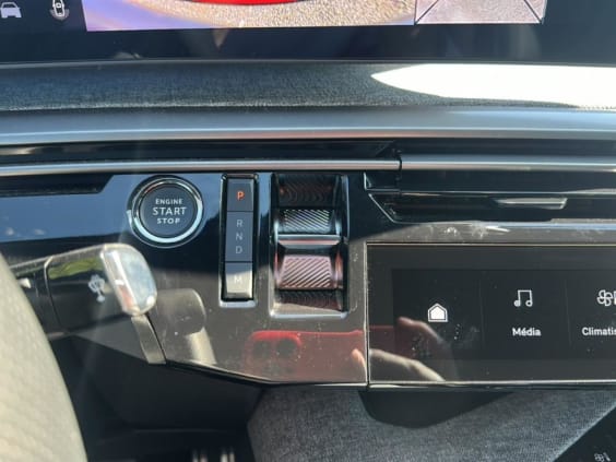 Peugeot 3008 1.2 hybrid 145 gt e-dcs6 Gris