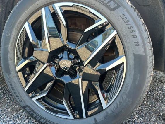 Peugeot 3008 1.2 hybrid 145 gt e-dcs6 Gris