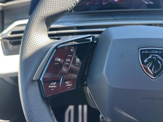 Peugeot 3008 1.2 hybrid 145 gt e-dcs6 Gris