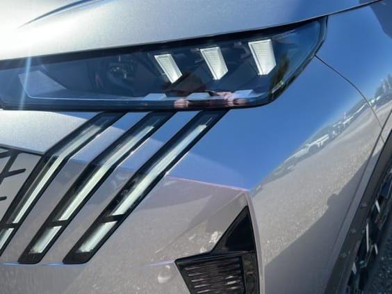 Peugeot 3008 1.2 hybrid 145 gt e-dcs6 Gris