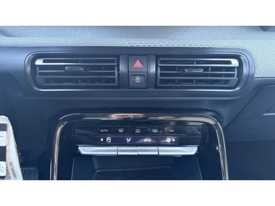 Citroën C3 Aircross 1.2i Hybrid - 145 - Max  7 Places Vert Montana + Toit Blanc