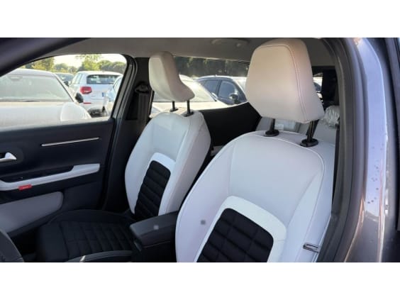 Citroën C3 Aircross 1.2i Hybrid - 145 - Max  7 Places Vert Montana + Toit Blanc