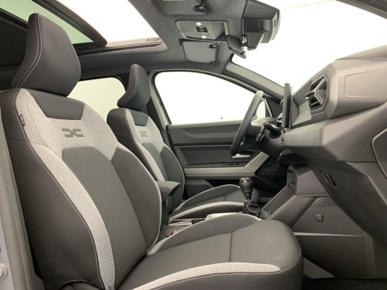 Dacia BIGSTER Mild Hybrid 140 Journey Gris Schiste / Toit Noir