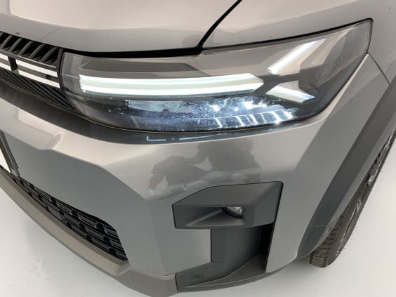 Dacia BIGSTER Mild Hybrid 140 Journey Gris Schiste / Toit Noir