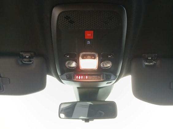 Peugeot 2008 Style Hybrid 145 ch e-DCS6 Noir