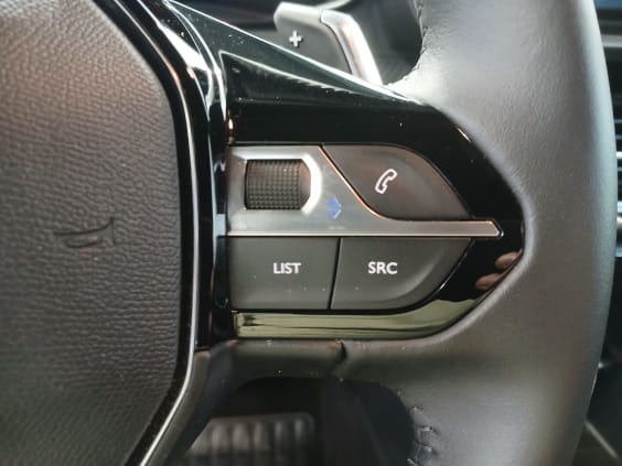 Peugeot 2008 Style Hybrid 145 ch e-DCS6 Noir