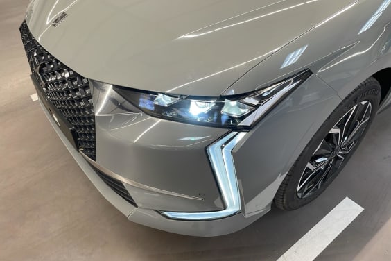 DS DS4 PureTech 130 EAT8 Rivoli Gris Laqué