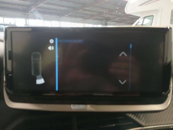 Peugeot 2008 Style Hybrid 145 ch e-DCS6 Noir