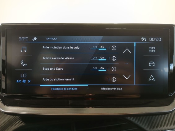 Peugeot 2008 Style Hybrid 145 ch e-DCS6 Noir