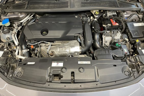 Peugeot 308 SW PHEV 225 e-EAT8 GT gris artense