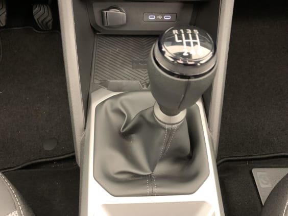Dacia BIGSTER Mild Hybrid 140 Journey Gris Schiste / Toit Noir