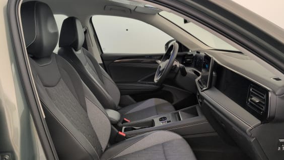 Volkswagen Tiguan 1.5 eTSI 131ch DSG7 Life Plus Vert Cipressino