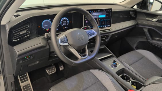 Volkswagen Tiguan 1.5 eTSI 131ch DSG7 Life Plus Vert Cipressino