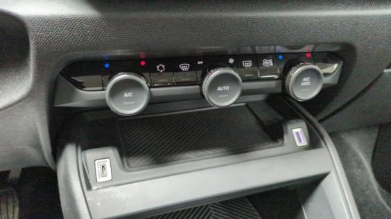 Citroën C4 PureTech 130 S&S BVM6 Feel Pack Bleu Iceland