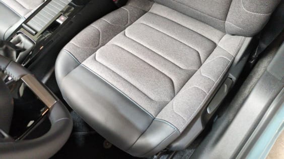 Citroën C4 PureTech 130 S&S BVM6 Feel Pack Bleu Iceland
