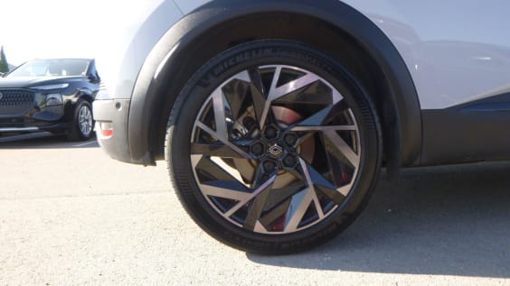Renault CAPTUR Captur E-Tech full hybrid 145 ch esprit Alpine Gris Rafale/Toit Noir Etoilé