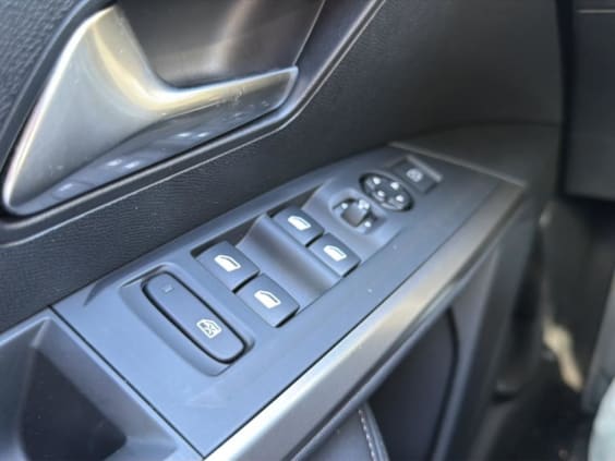 Peugeot 3008 1.2 hybrid 145 allure e-dcs6 Bleu