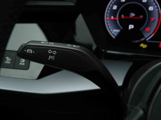 Audi A3 30 TFSI 116 S-TRONIC SPORTBACK Noir