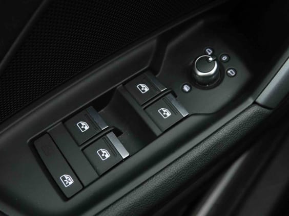 Audi A3 30 TFSI 116 S-TRONIC SPORTBACK Noir