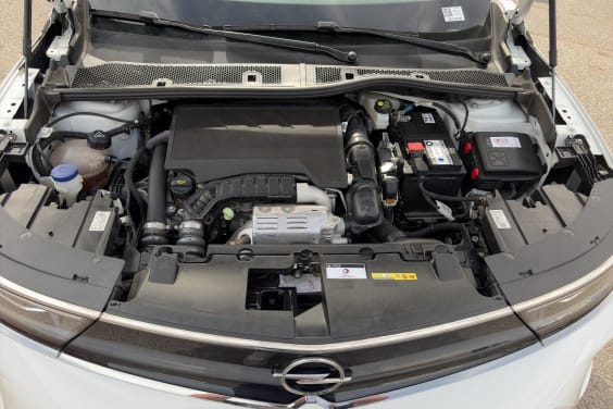 Opel Mokka 1.2 Turbo 130 ch BVA8 Ultimate Blanc Jade / Toit Noir