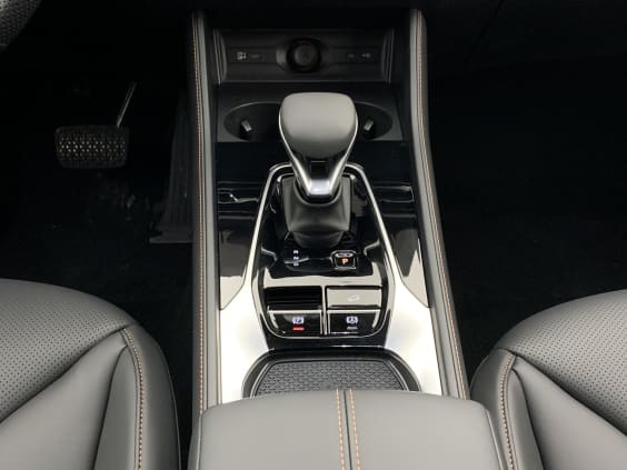 MG EHS 1.5 Hybrid+ 224 ch Luxury Pearl White