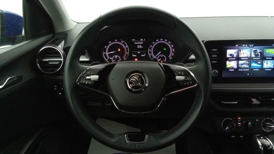 Skoda Fabia Fabia 1.0 TSI 110 ch DSG7 Ambition Bleu Energie