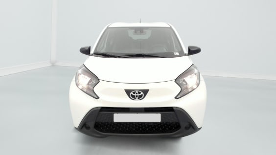 Toyota AYGO X 1.0 VVT-i 72 S-CVT Dynamic Blanc Pur